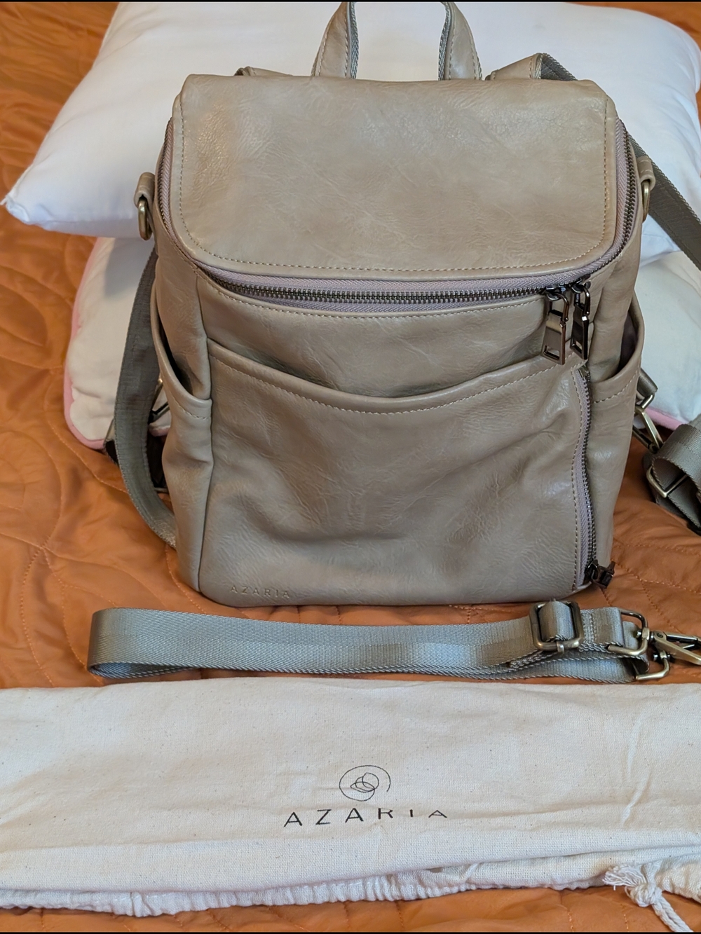 Azaria La Mere Petite, Taupe